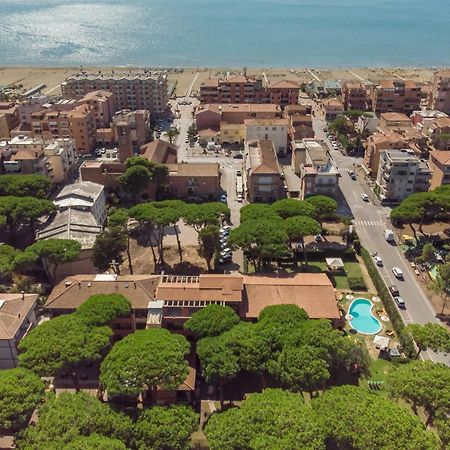 Ricci Hotel - Marina Di Grosseto Exterior foto
