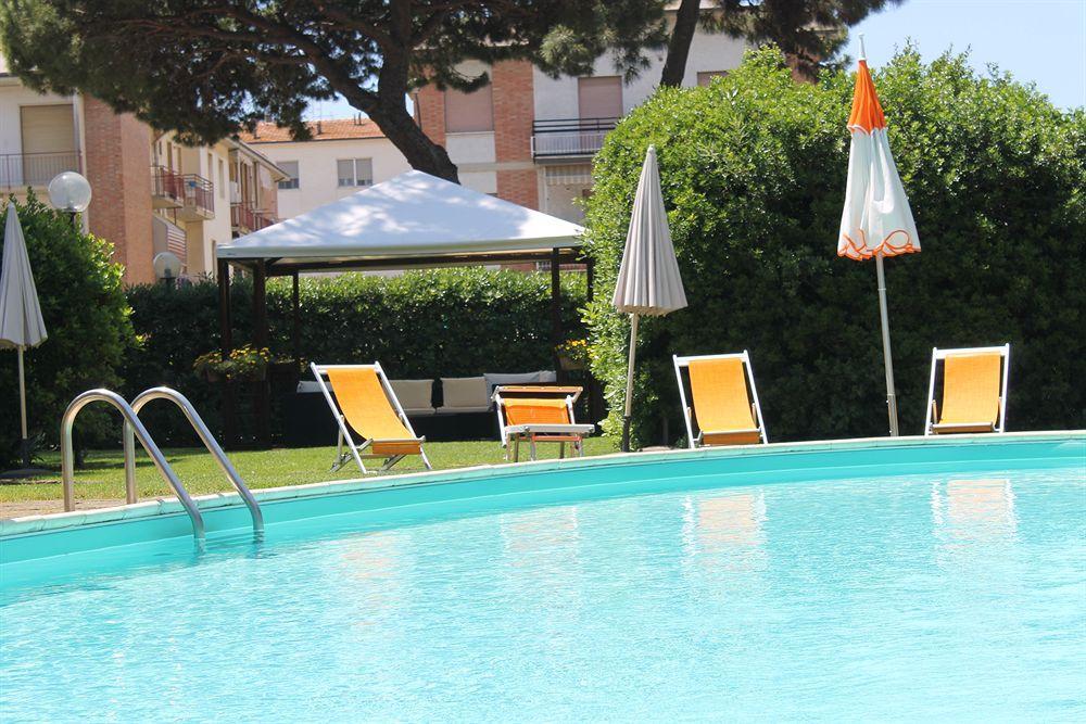 Ricci Hotel - Marina Di Grosseto Exterior foto