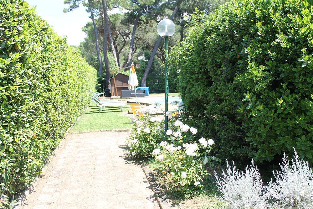 Ricci Hotel - Marina Di Grosseto Exterior foto