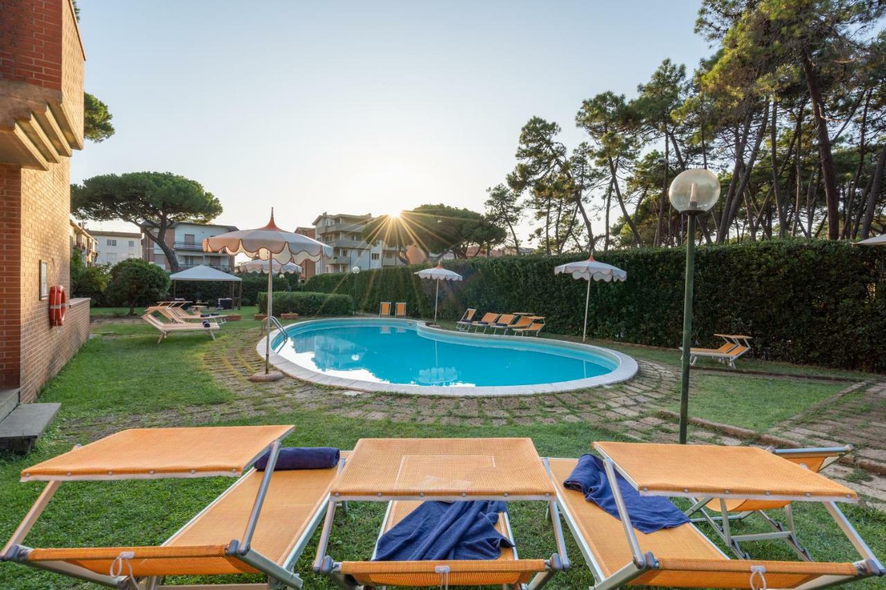 Ricci Hotel - Marina Di Grosseto Exterior foto